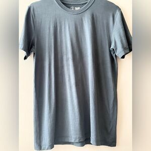 Outlier T shirt merino size S